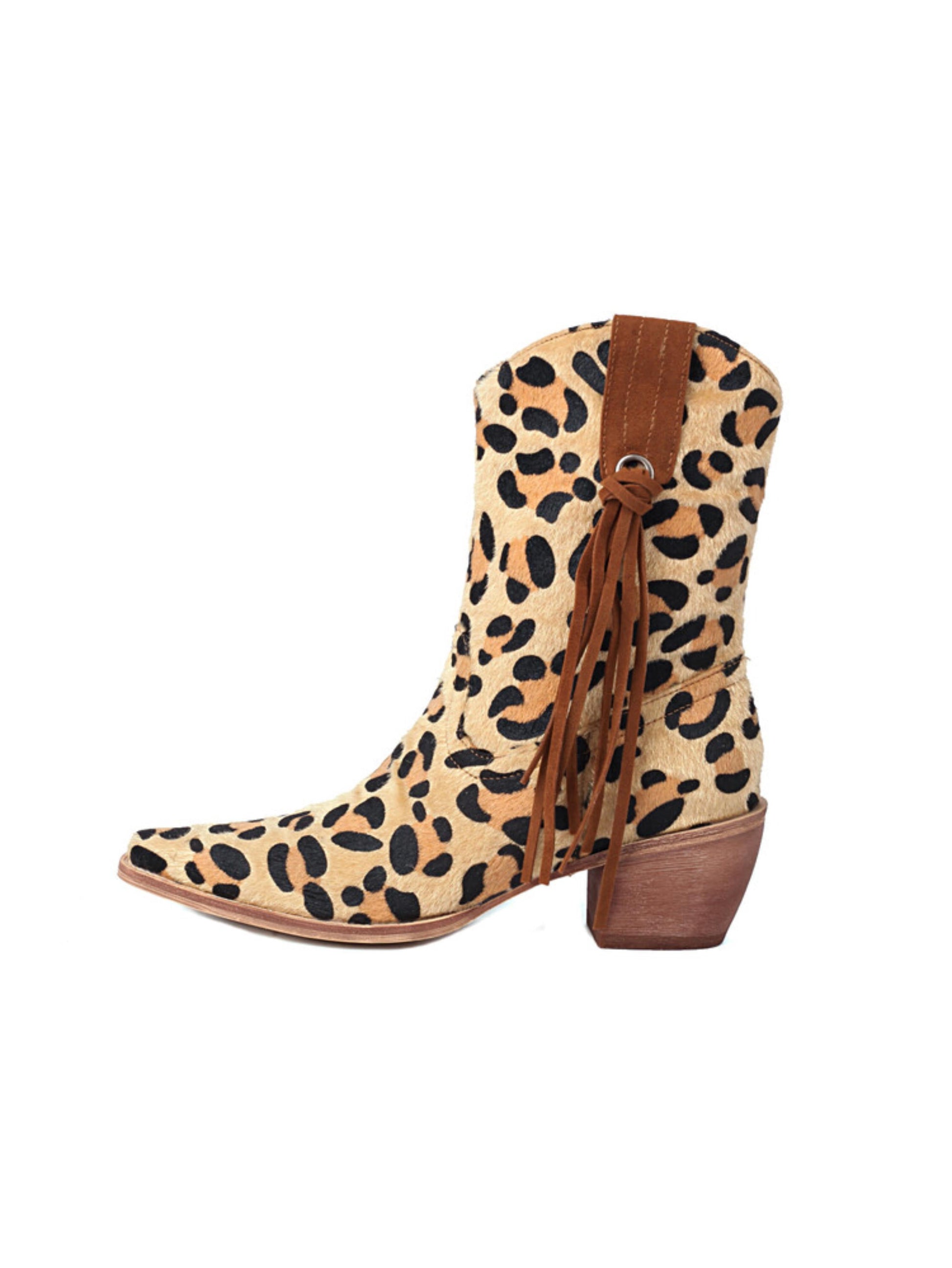 Cowboy boot with leopard print pattern