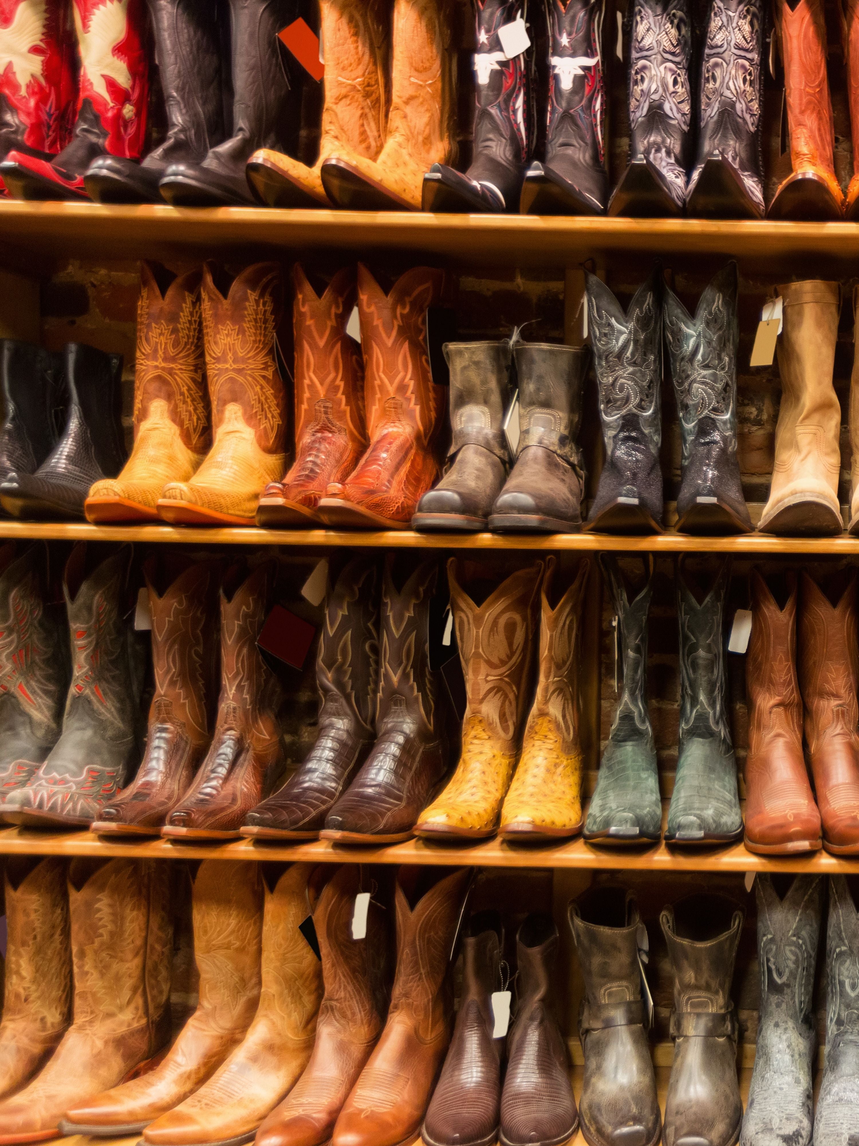Boot Btoe Types 4 Different Types of Cowboy Boot Toe Styles (With Pictures) – Wild Jolie