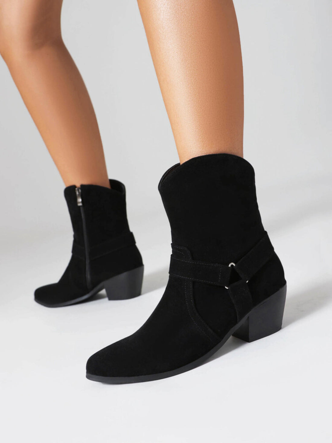 Black Snip Toe Cowgirl Ankle Boots for Women