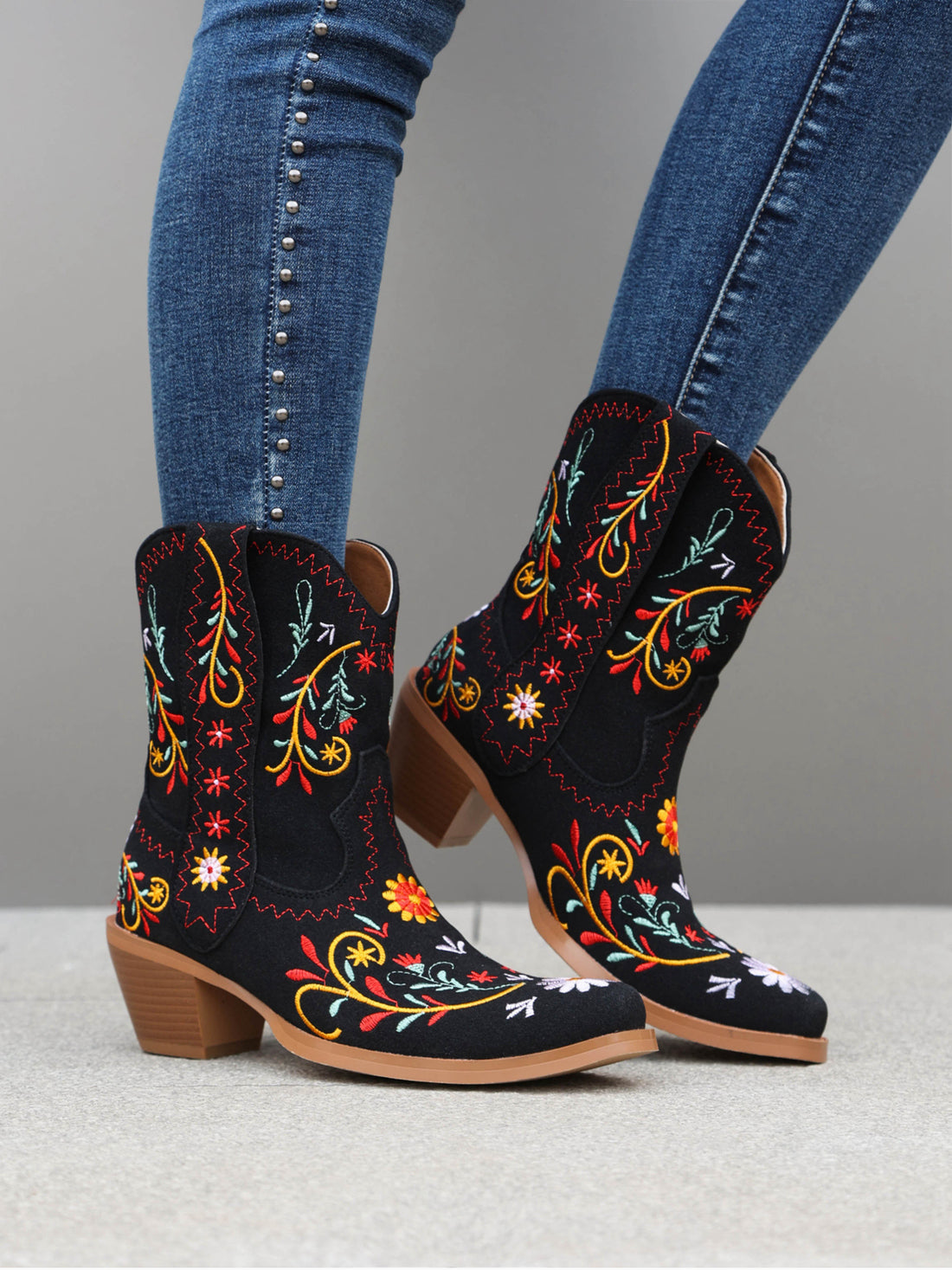 Boho Daisy Black Cowgirl Boots