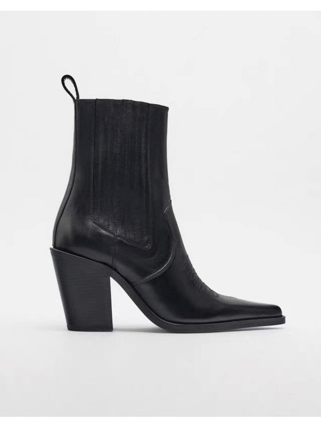 Fashion Black Western Leather Chelsea Boots for Women