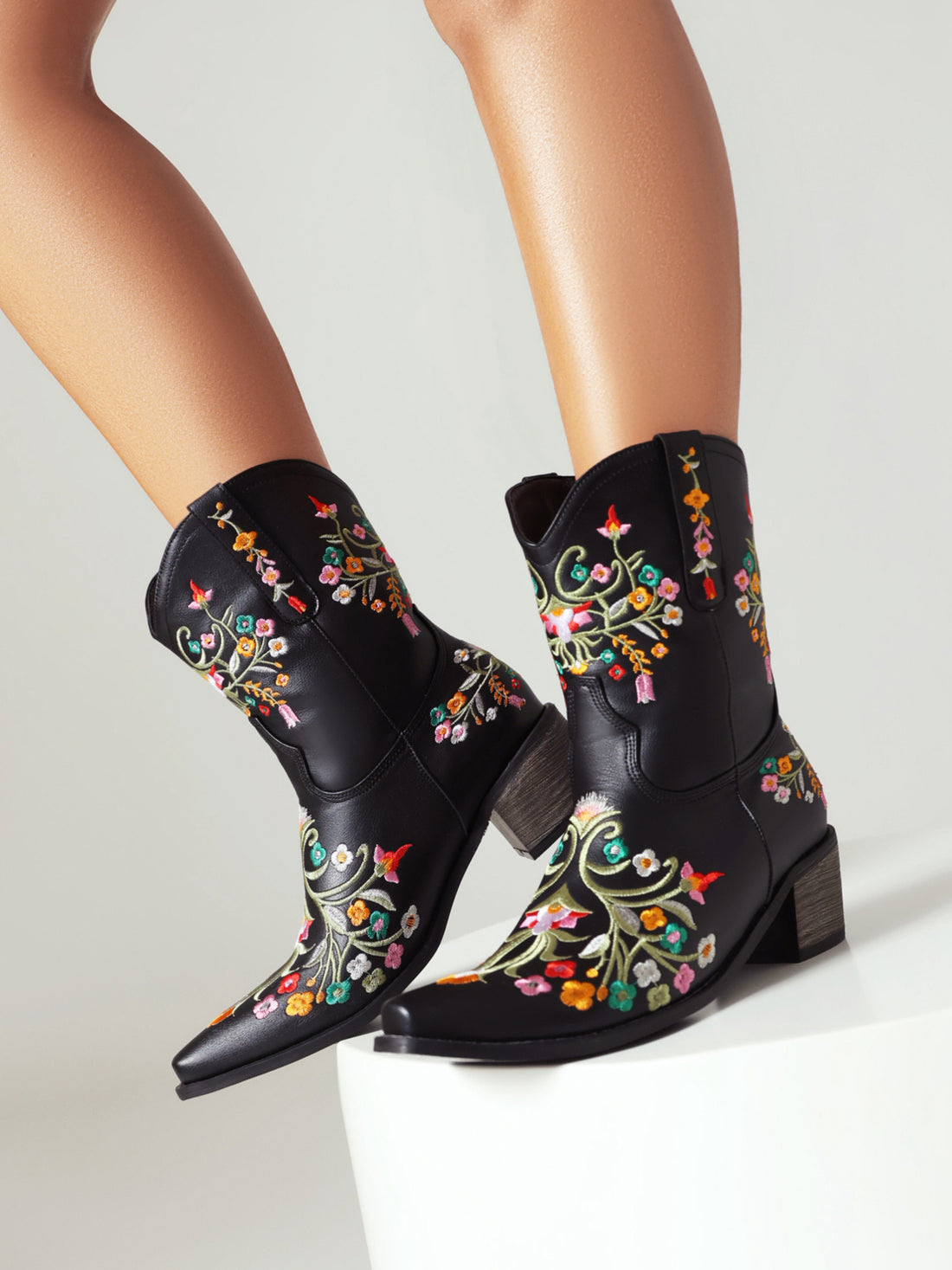 Garden Bloom Snip Toe Black Cowgirl Boots for Women