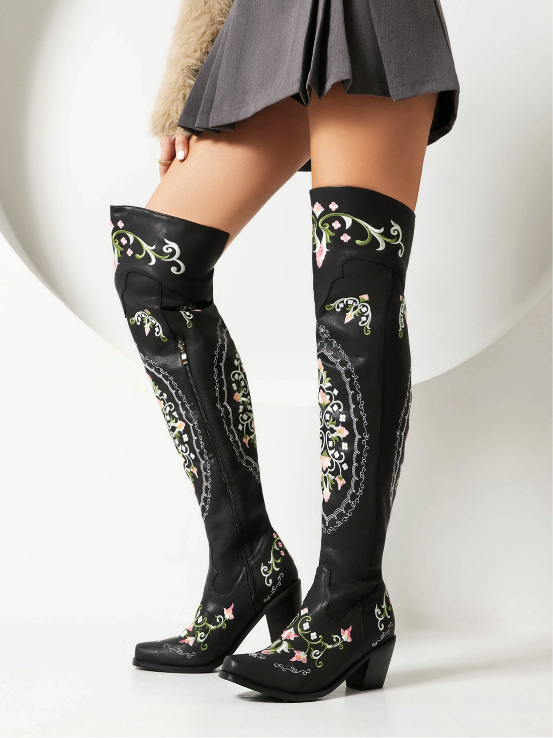 Vintage Garden Lace Over-the-Knee Black Cowgirl Boots
